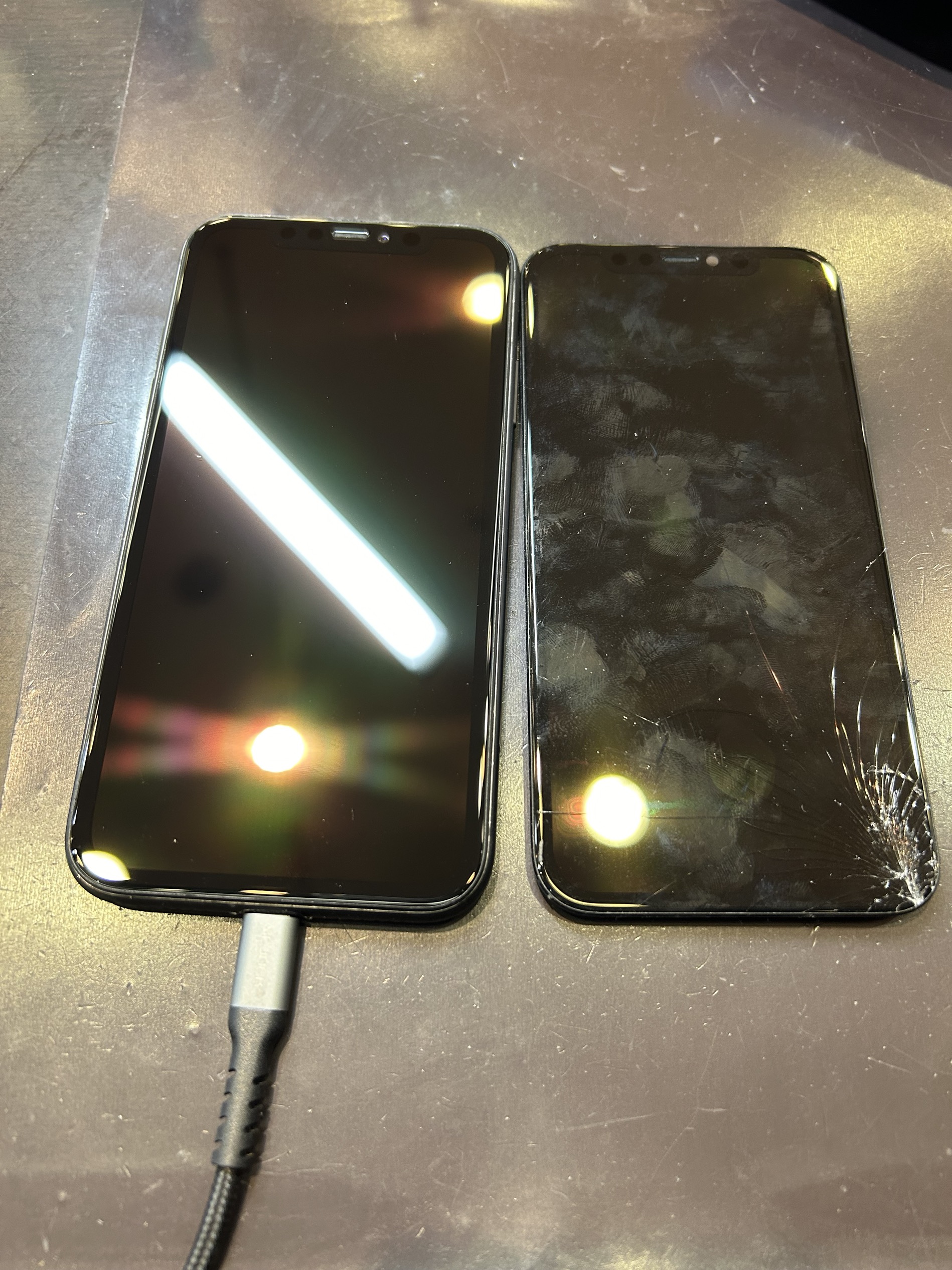 iPhone11液晶漏れ、画面割れ修理　東松島市