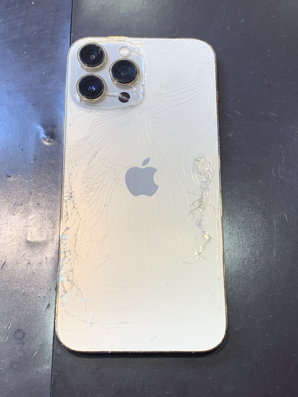 iPhone13ProMax 背面修理【東松島市】