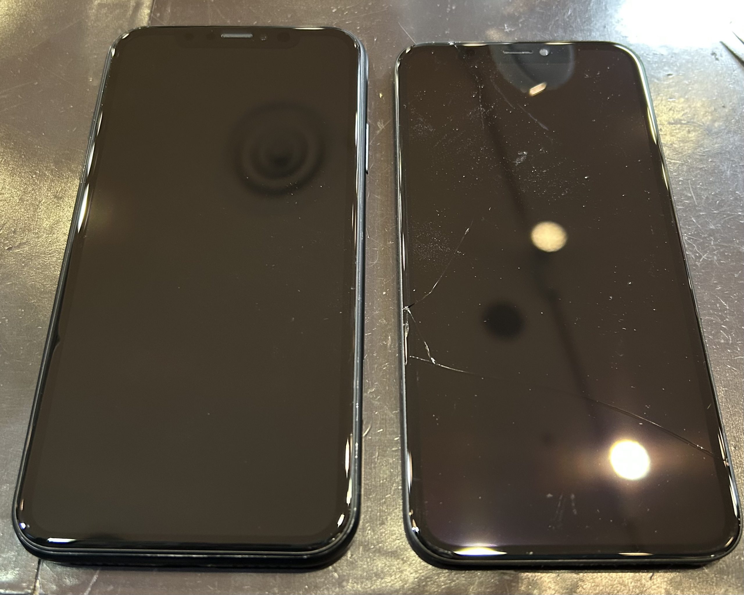 iPhone11画面ひび割れ、バッテリー交換同時修理【東松島市】