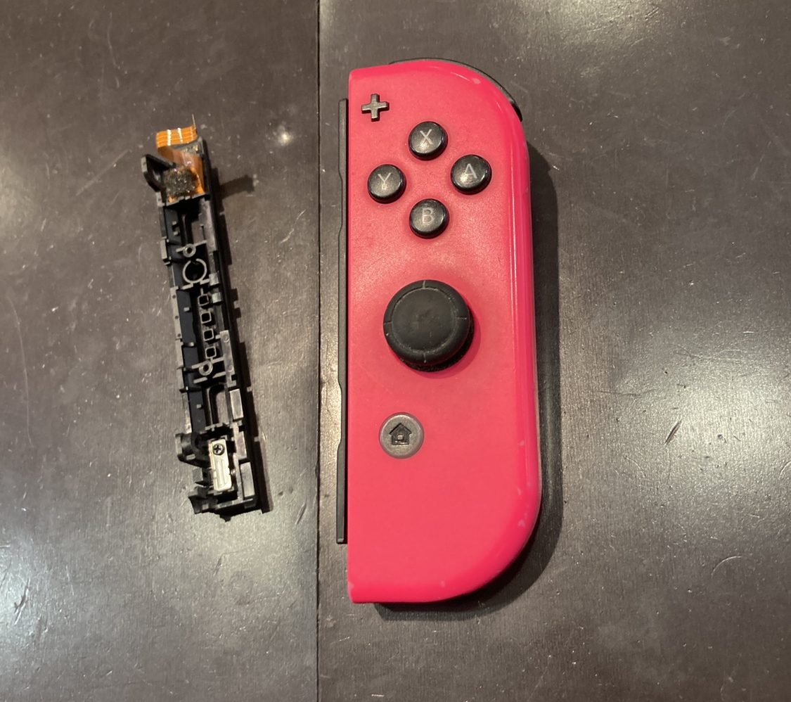 Switch、Joy-Conレール交換【大崎市】
