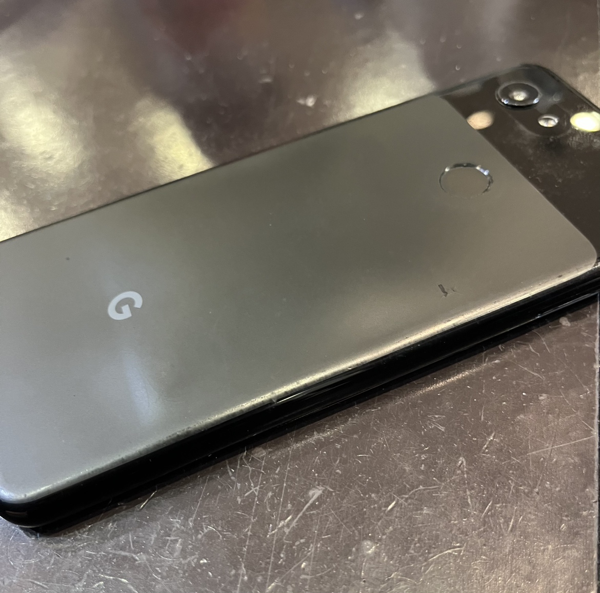 pixel3a　バッテリー膨張　【塩釜市】