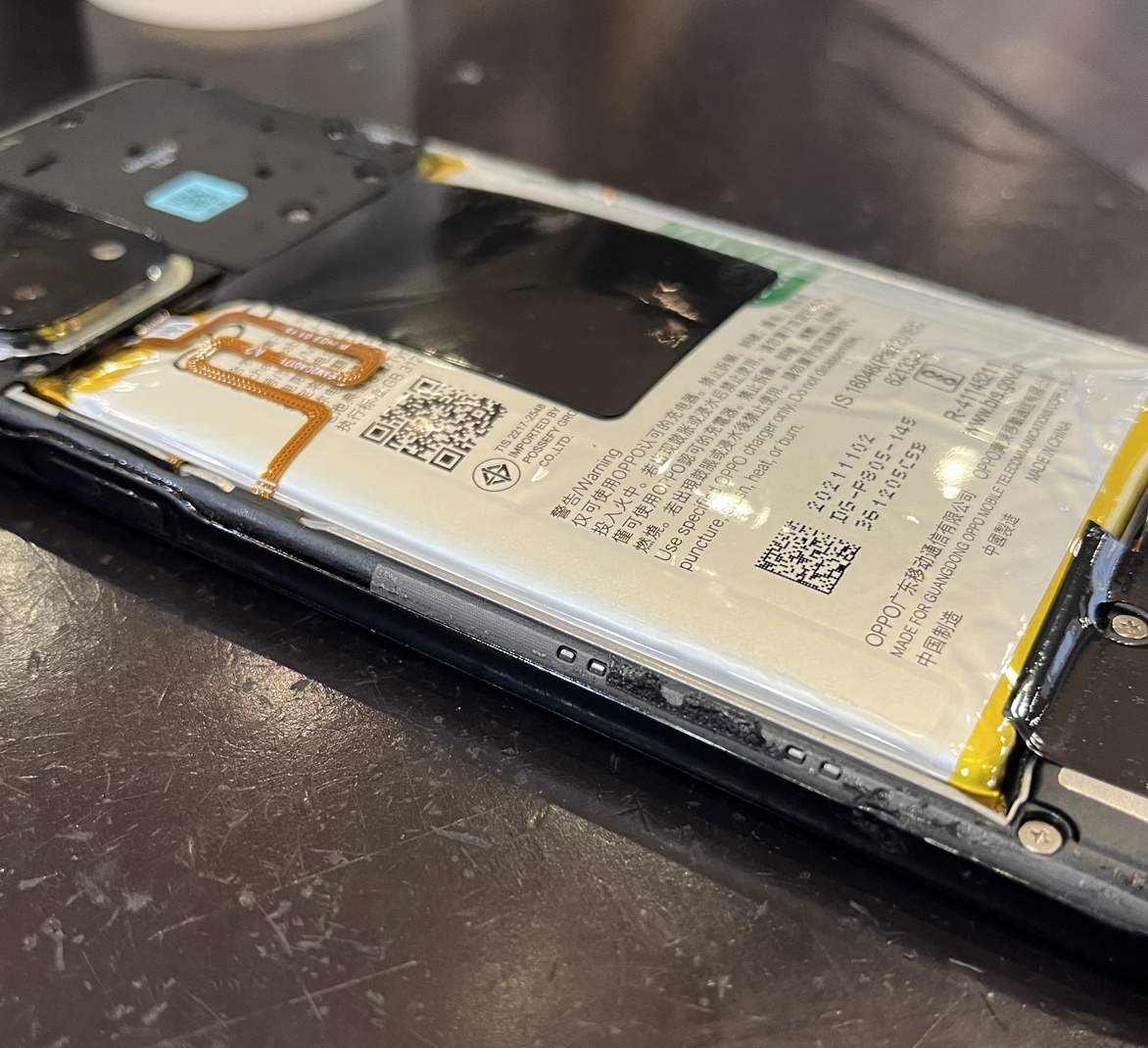 【石巻店】OPPO A54 5G バッテリー膨張 交換修理　【栗原市よりご来店】
