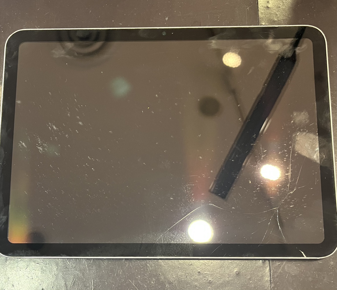 【石巻店】iPad10　画面交換　【一関市よりご来店】