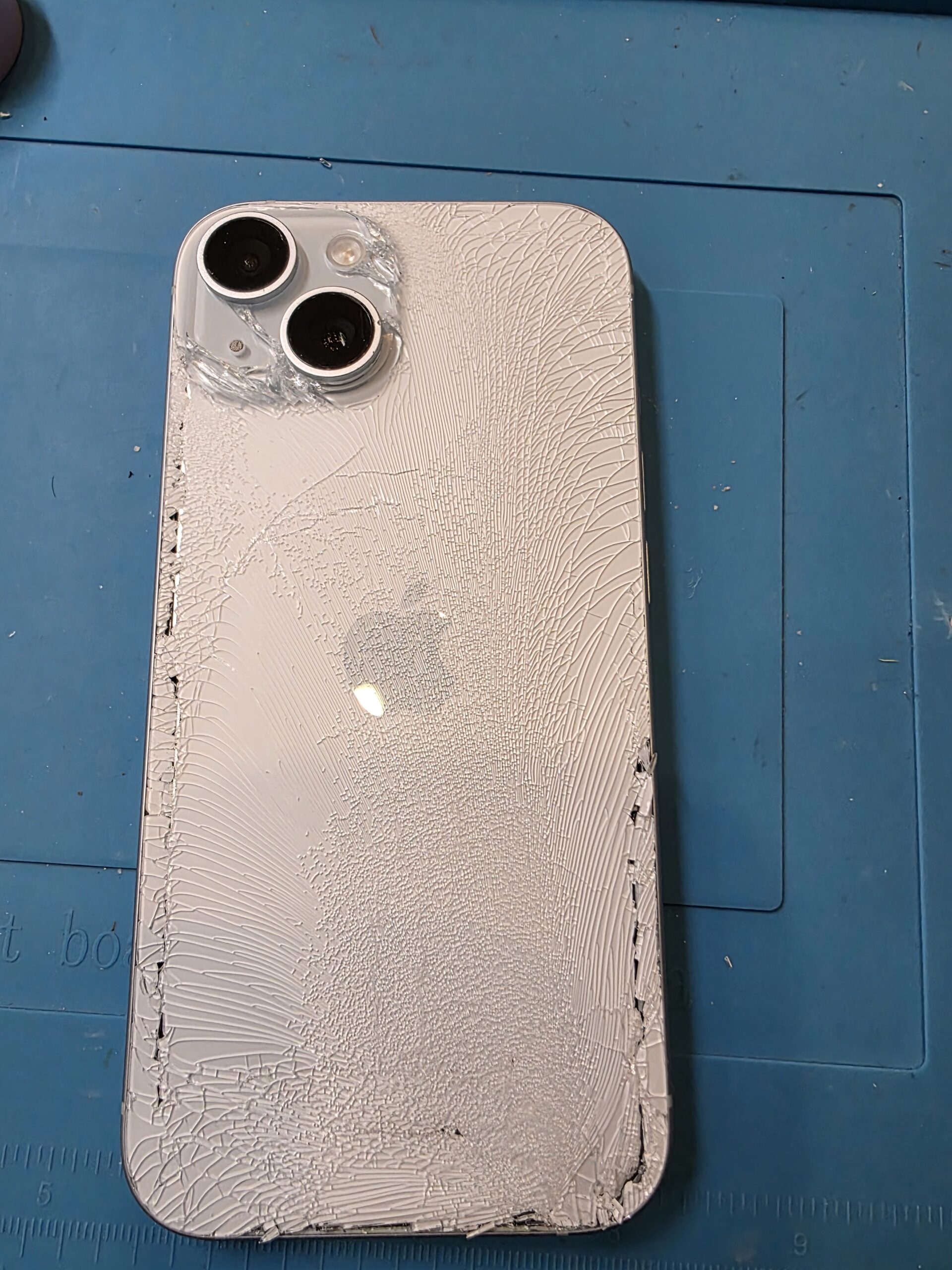 【石巻店】iPhone15バックパネル、バッテリー交換【石巻市よりご来店】