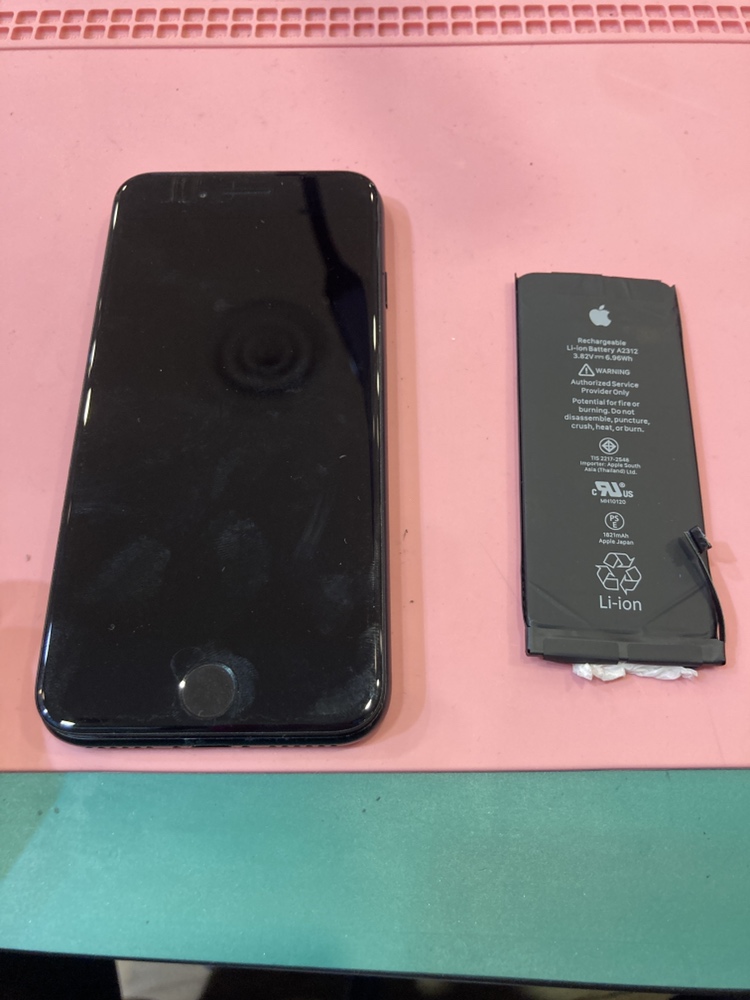 【石巻店】iPhoneSE　第2世代　バッテリー交換【登米市よりご来店】