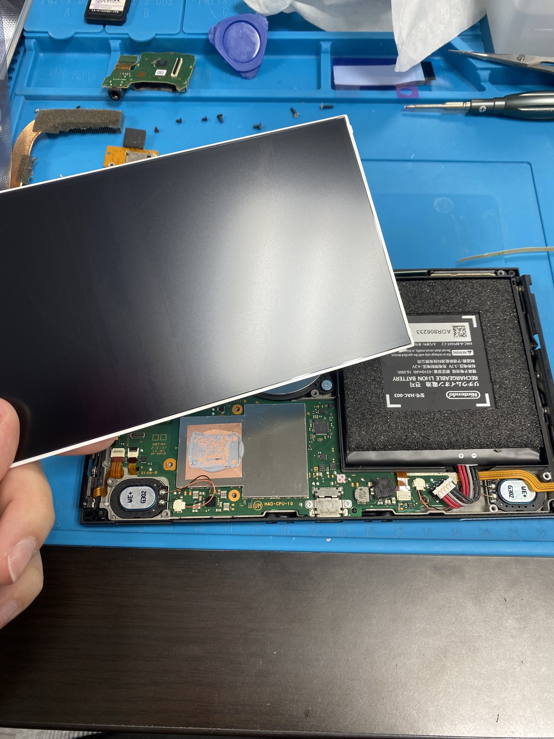 【石巻店】Switch液晶交換【大崎市よりご来店】